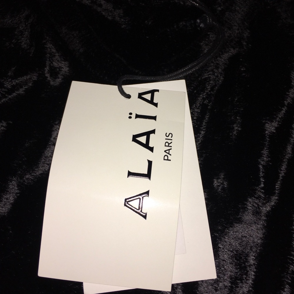 Alaïa Black Velvet hooded Dress FR 40 Runway Great deal Hooded asymmetric gown - Picture 4 of 12